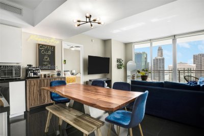Comprar apartamento en Mint at Riverfront 4312