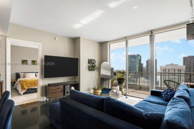 Comprar apartamento en Mint at Riverfront 4312