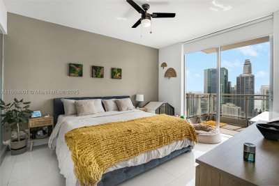 Comprar apartamento en Mint at Riverfront 4312