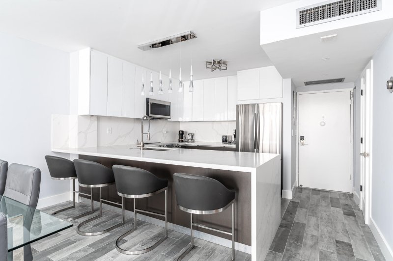 Apartment for rent at Sea Air Towers 1203