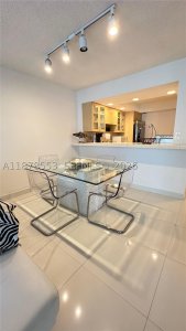 Aluguel de apartamento no Parker Plaza Estates 725