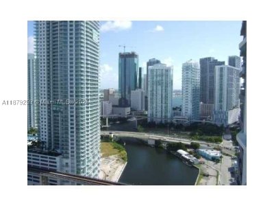 Comprar apartamento no Latitude On The River 1909