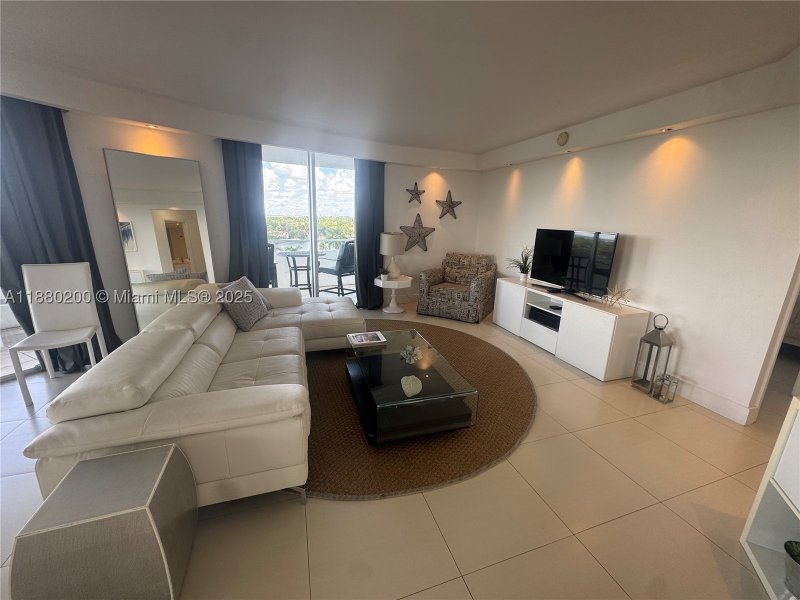 Apartment for rent at Seacoast 5151 923