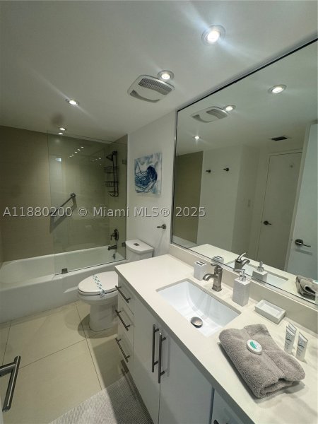 Apartment for rent at Seacoast 5151 923