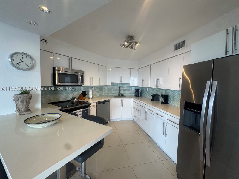 Apartment for rent at Seacoast 5151 923