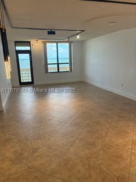 Alquiler de apartamento en The Plaza Bal Harbour 917