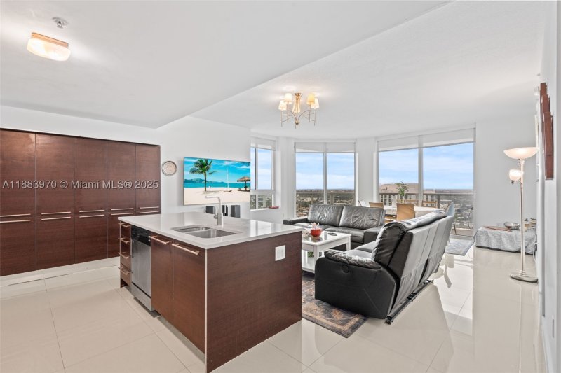 Condo for sale at Quantum 4018