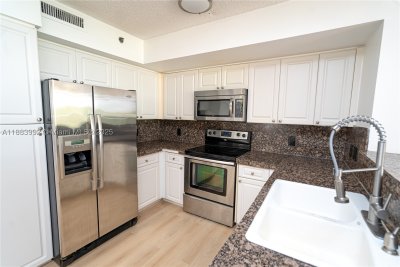 Comprar apartamento en The Yacht Club at Aventura 7308