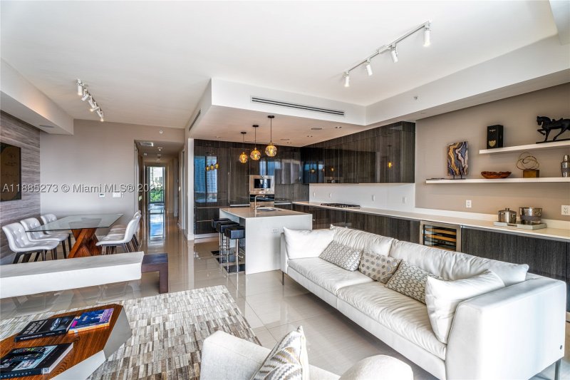 Comprar apartamento en Echo Aventura 603
