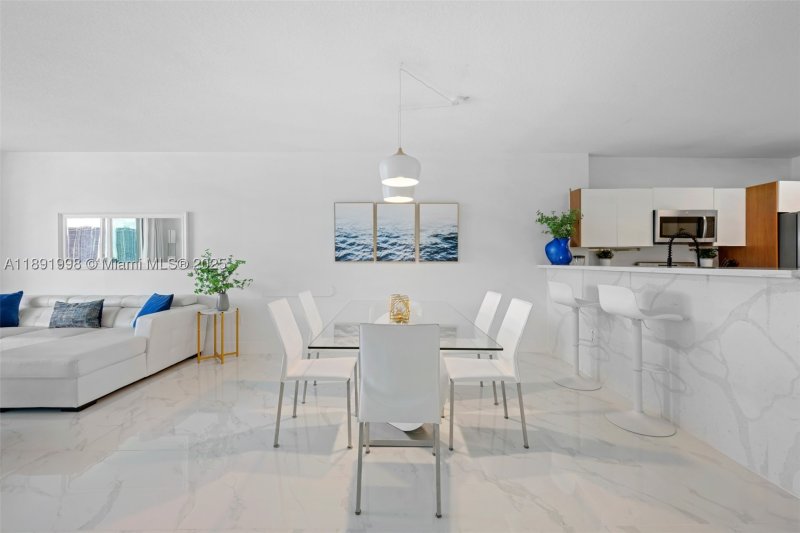 Alquiler de apartamento en Marina Bay Club 708
