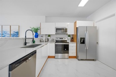 Alquiler de apartamento en Marina Bay Club 708