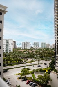 Comprar apartamento no Aventura Beach Club 720