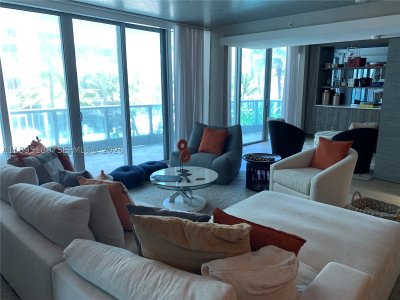 Azure Apt #305