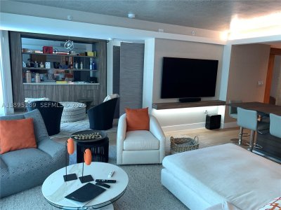 Comprar apartamento no Azure 305