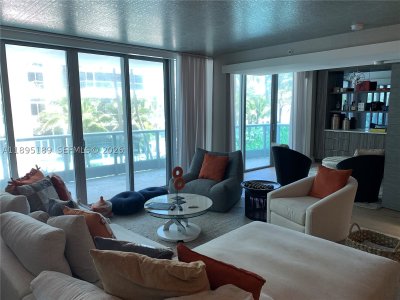 Comprar apartamento no Azure 305