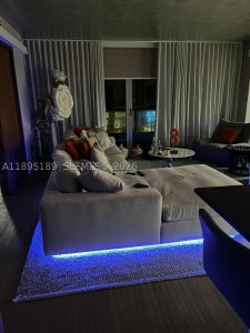 Comprar apartamento no Azure 305