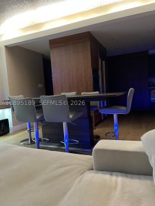 Comprar apartamento no Azure 305