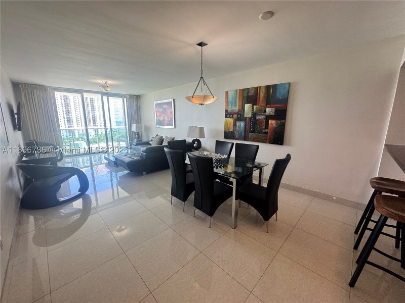 Condo for sale at Ocean Reserve 1427