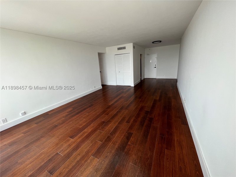 Condo for sale at Mirador 808