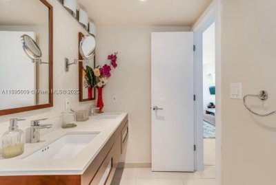 Comprar apartamento no Berkley South 19H