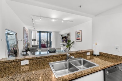 Comprar apartamento no 1500 Ocean Drive 1109