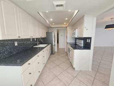 Comprar apartamento no Del Prado South Tower 204