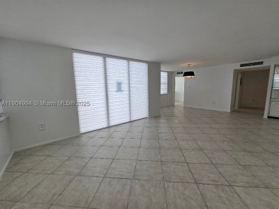 Comprar apartamento no Del Prado South Tower 204