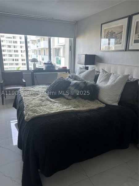Condo for sale at Mirador North Tower 715