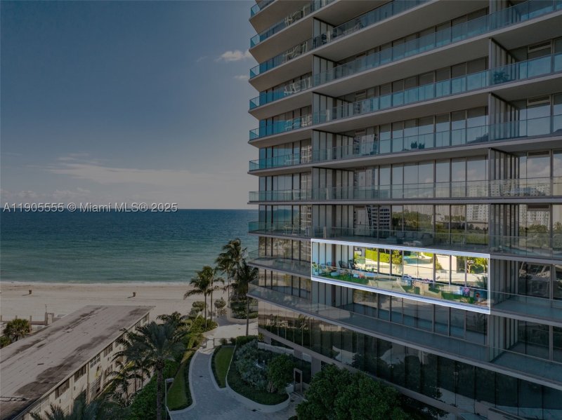 Condo for sale at Residences by Armani / Casa 401