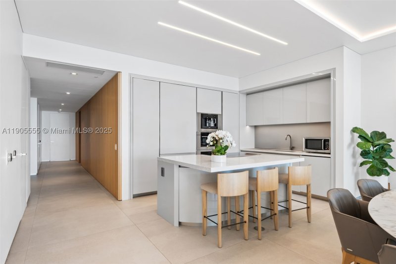 Condo for sale at Residences by Armani / Casa 401