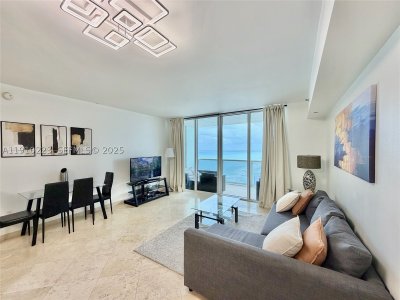 Aluguel de apartamento no Beach Club Two 3605