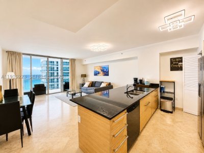 Aluguel de apartamento no Beach Club Two 3605