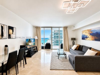 Aluguel de apartamento no Beach Club Two 3605