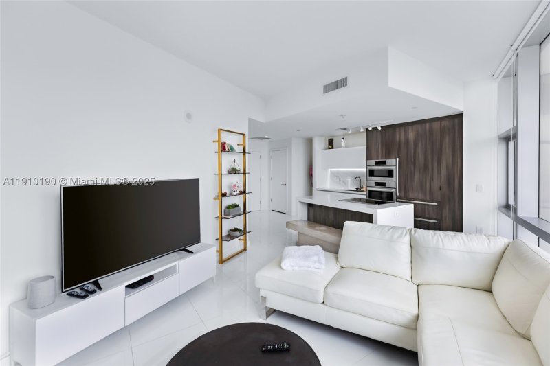 Condo for sale at Paramount Miami WorldCenter 1202
