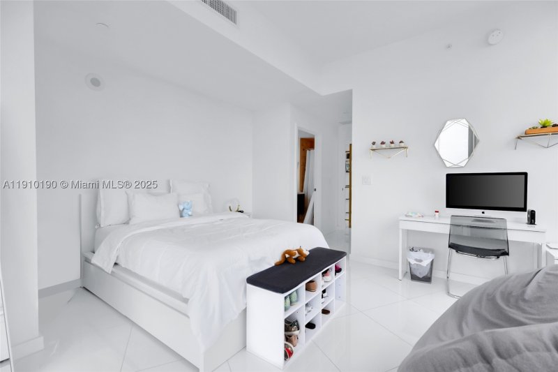 Condo for sale at Paramount Miami WorldCenter 1202
