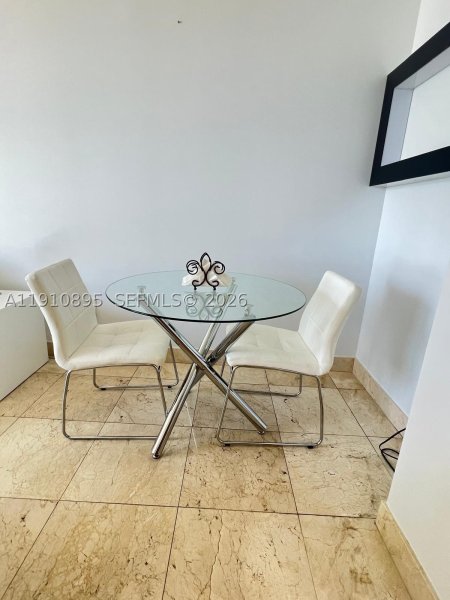 Comprar apartamento en Avenue on Brickell 1050 Tower 1904