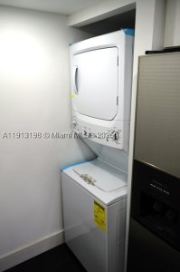 Comprar apartamento no Winston Towers M10