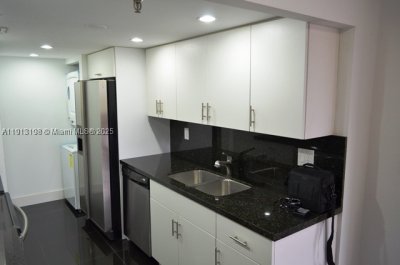 Comprar apartamento no Winston Towers M10