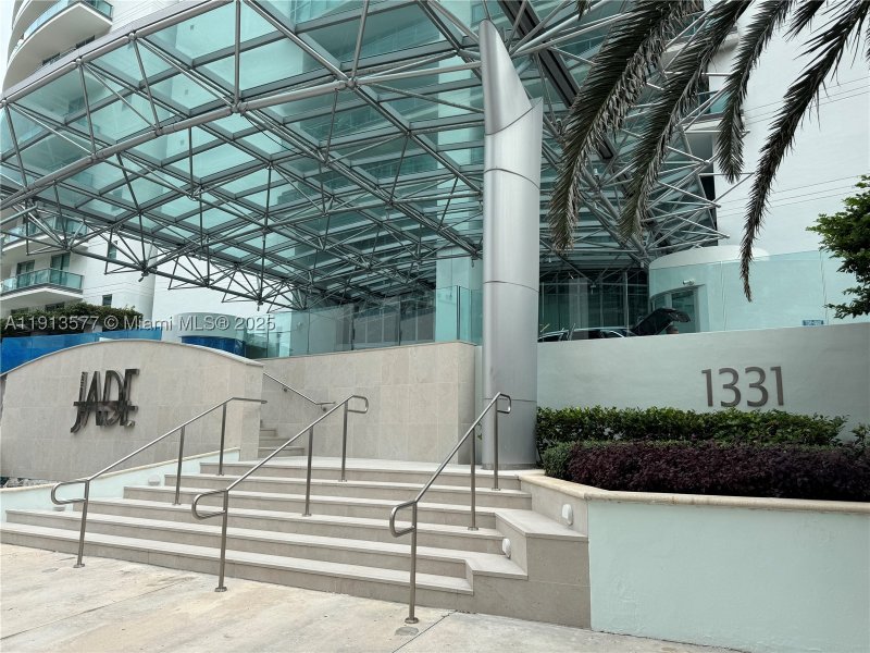 Condo for sale at Jade Brickell 2