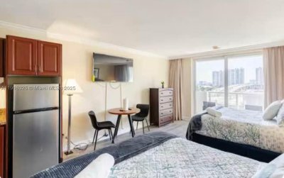 Aluguel de apartamento no Aventura Beach Club 733