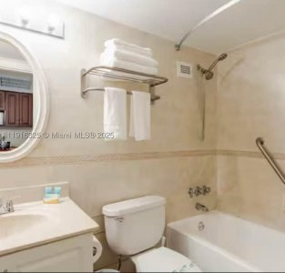 Aluguel de apartamento no Aventura Beach Club 733
