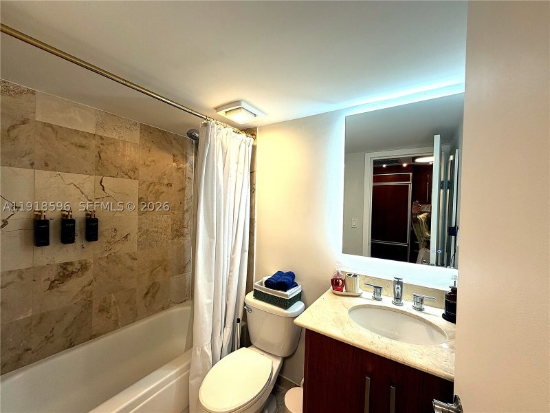 Comprar apartamento en Harbour House 1101