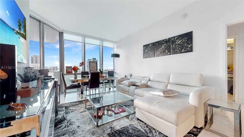Condo for sale at Paramount Miami WorldCenter 1508