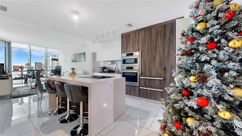Condo for sale at Paramount Miami WorldCenter 1508