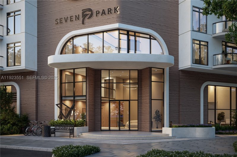 Condo for sale at Seven Park 411