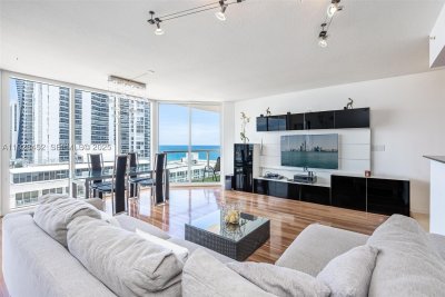 Alquiler de apartamento en La Perla 1507