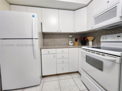 Comprar apartamento no Alexander Towers 508