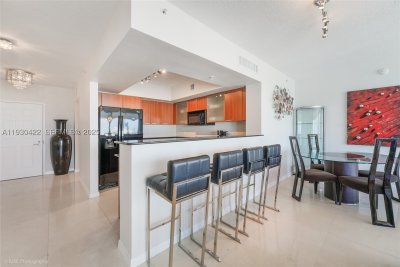 Alquiler de apartamento en La Perla 2407