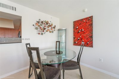 Alquiler de apartamento en La Perla 2407