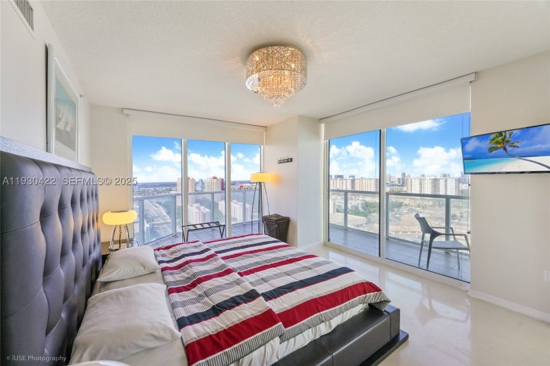Alquiler de apartamento en La Perla 2407